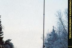 084
